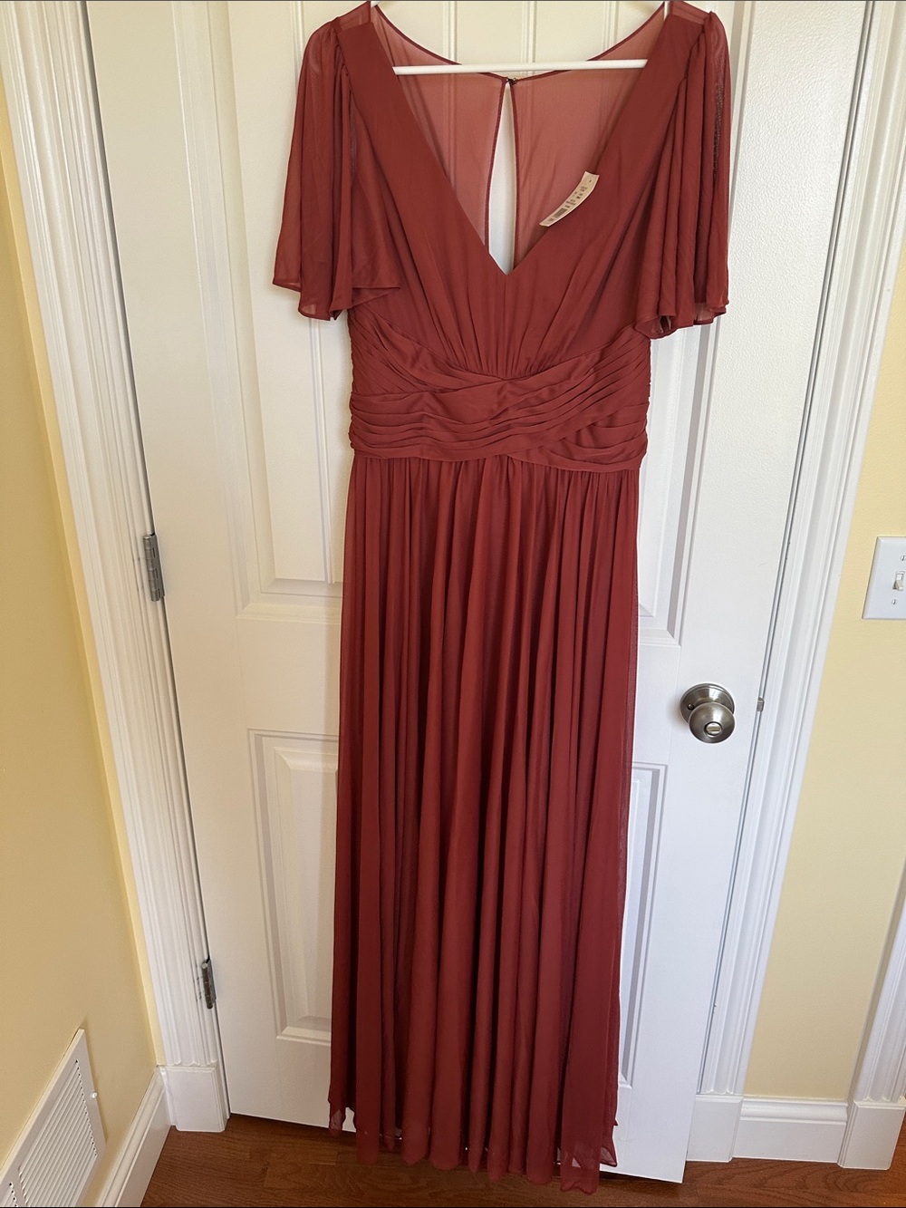Elegant Bridesmaids Dress - Picture 4 of 4